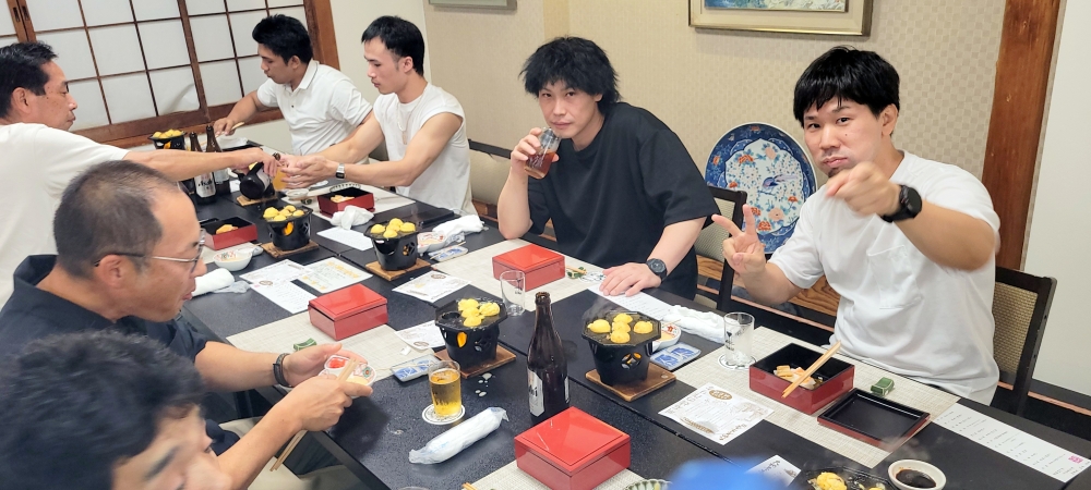 夜の宴会場
